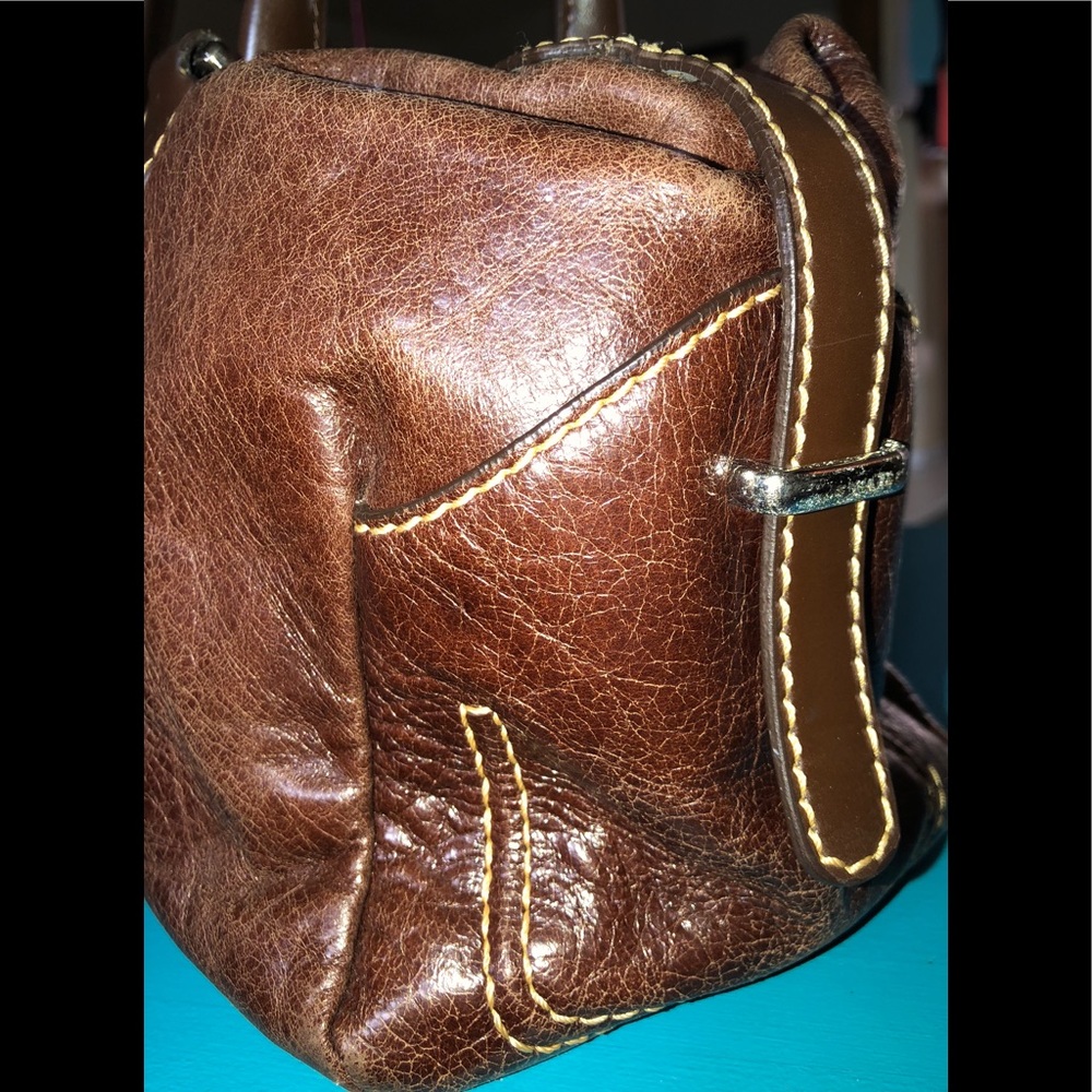 Dissona leather bag